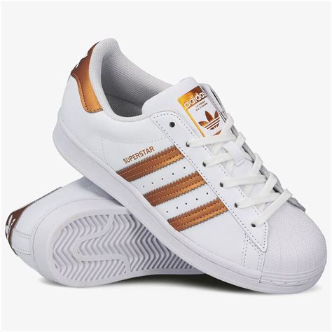 weisse adidas damen|Weiße adidas Schuhe für Damen online kaufen.